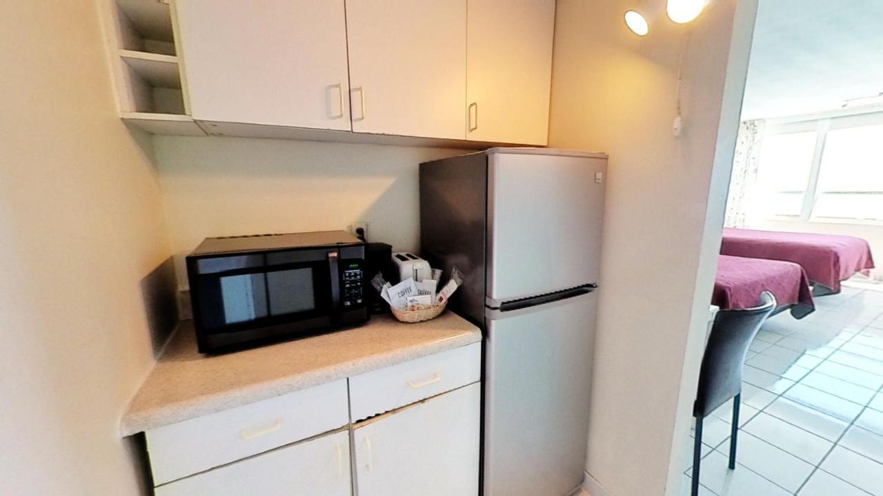 Castle 1733 Ocean View Studio With Direct Beach Access, Pool, Tennis & Free Parking Miami Beach Bagian luar foto