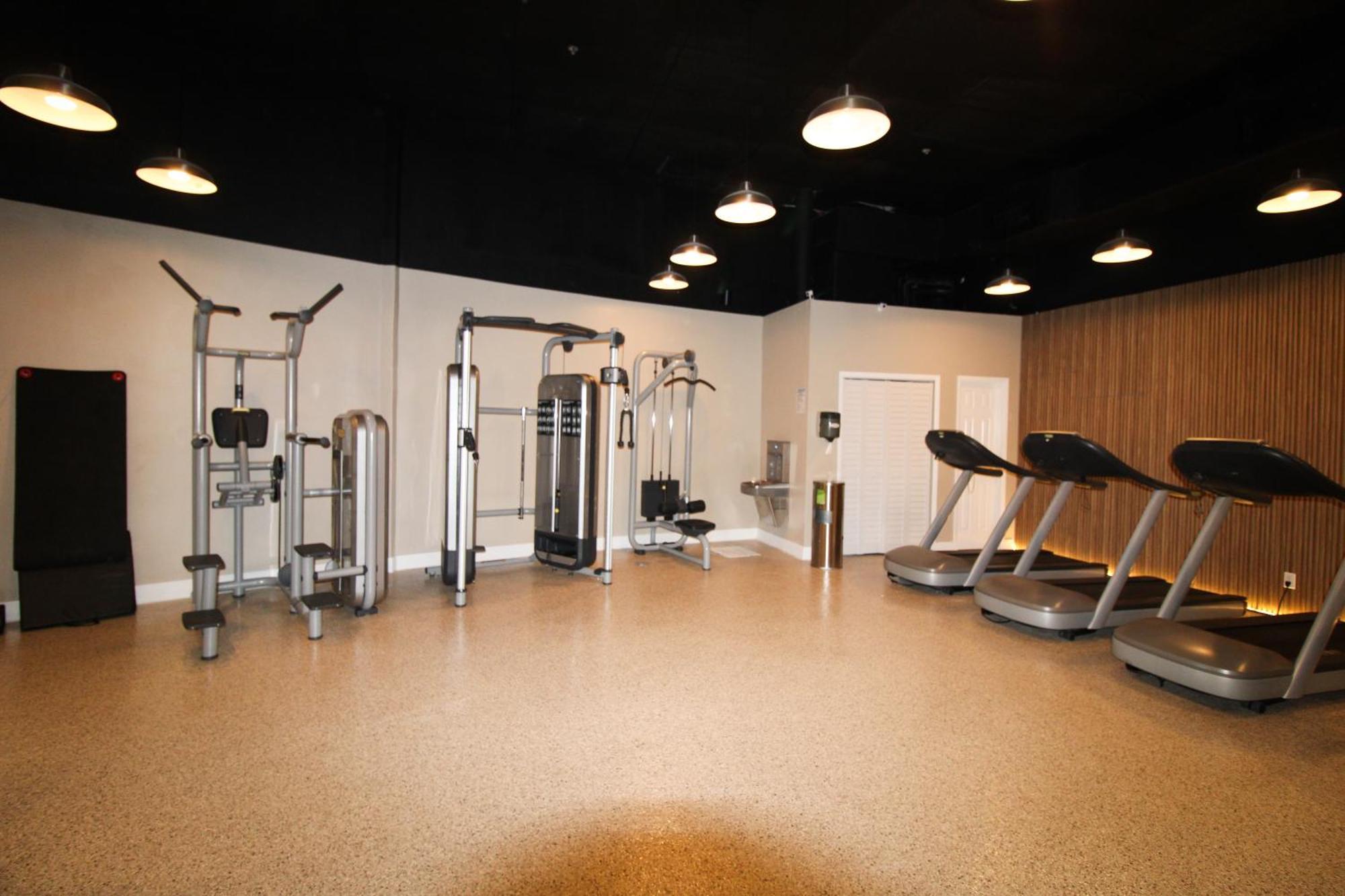 Castle 1733 Ocean View Studio With Direct Beach Access, Pool, Tennis & Free Parking Miami Beach Bagian luar foto