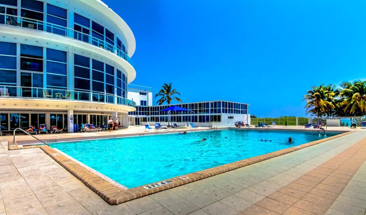Castle 1733 Ocean View Studio With Direct Beach Access, Pool, Tennis & Free Parking Miami Beach Bagian luar foto